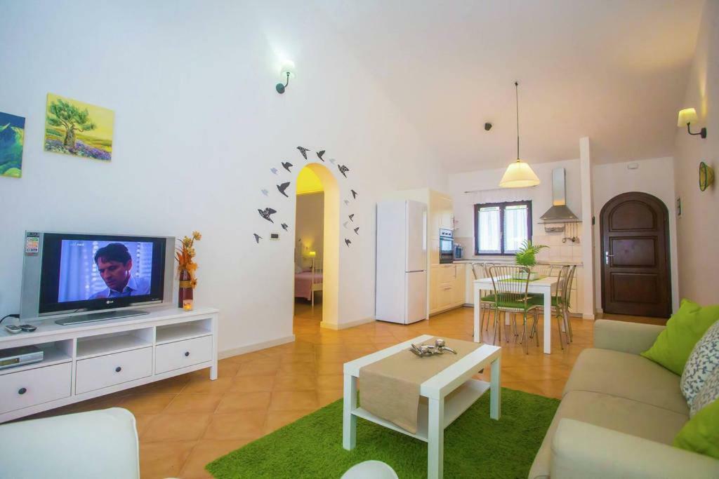 Holiday Home Marina Kaštelir Exterior foto